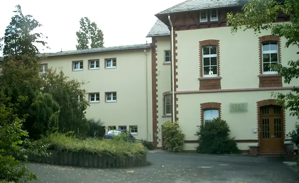 Wohneinheit der begleitenden psychiatrischen Dienste auf dem Eichberggelände Wohneinheit der begleitenden psychiatrischen Dienste auf dem Eichberggelände