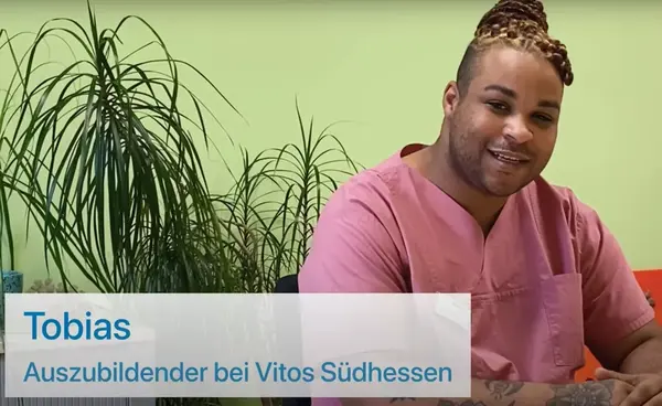 Tobias berichtet von seiner Ausbildung Tobias berichtet von seiner Ausbildung