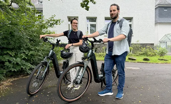 Das StäB-Team nutzt E-Bikes Das StäB-Team nutzt E-Bikes