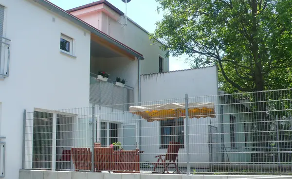 Eine geschützte Wohneinheit der begleitenden psychiatrischen Dienste in Wiesbaden Eine geschützte Wohneinheit der begleitenden psychiatrischen Dienste in Wiesbaden