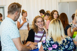 Teilnehmende bei Willkommensveranstaltung Teilnehmende bei Willkommensveranstaltung