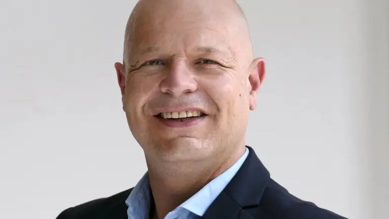 Vom Auszubildenden zum Pflegedirektor Vom Auszubildenden zum Pflegedirektor