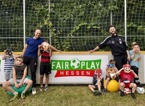 Fußball mit jungen Patient/-innen